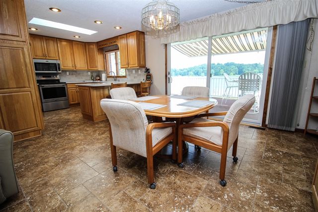 13408 Pleasant View Road, Three Rivers, MI 49093