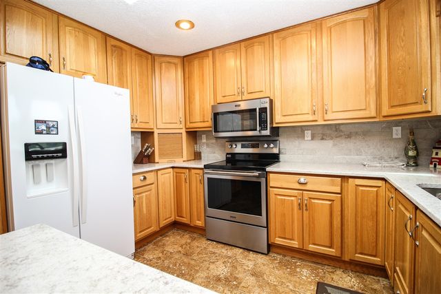 13408 Pleasant View Road, Three Rivers, MI 49093