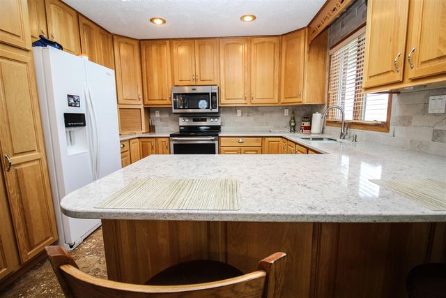 13408 Pleasant View Road, Three Rivers, MI 49093