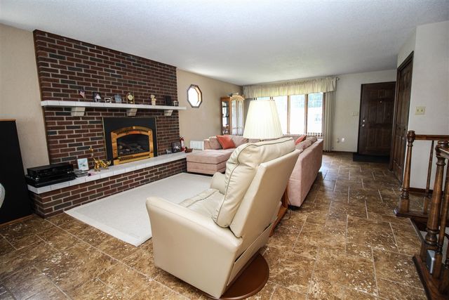 13408 Pleasant View Road, Three Rivers, MI 49093