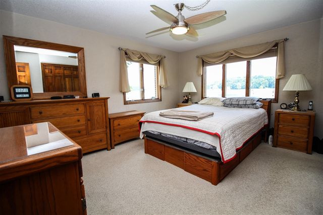 13408 Pleasant View Road, Three Rivers, MI 49093