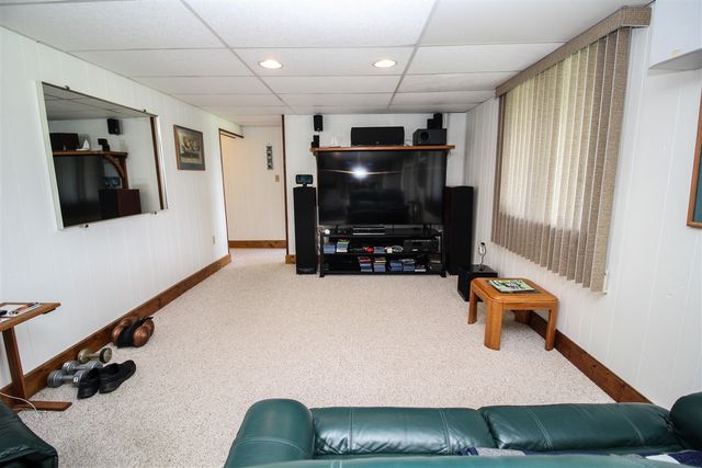 13408 Pleasant View Road, Three Rivers, MI 49093