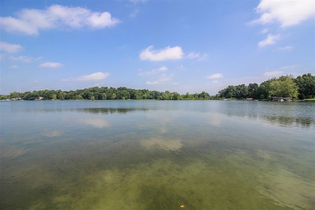 13408 Pleasant View Road, Three Rivers, MI 49093