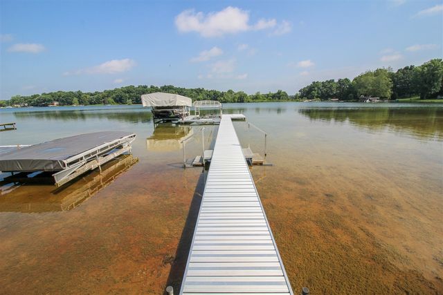 13408 Pleasant View Road, Three Rivers, MI 49093