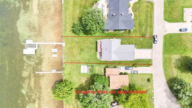 13408 Pleasant View Road, Three Rivers, MI 49093