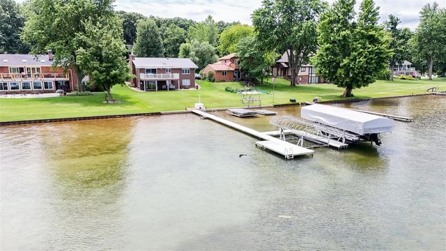 13408 Pleasant View Road, Three Rivers, MI 49093