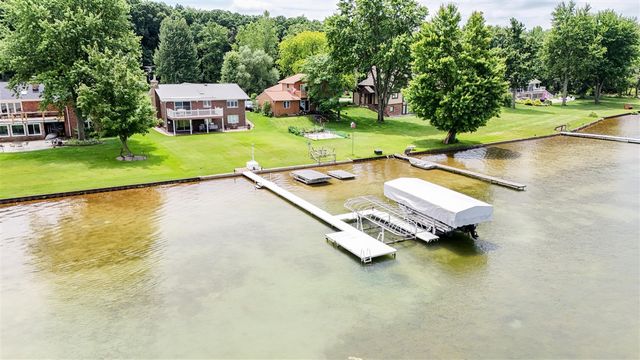 13408 Pleasant View Road, Three Rivers, MI 49093