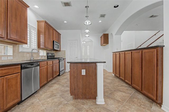4114 Ferro Street, Stafford, TX 77477