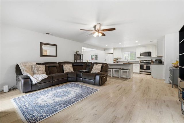 2797 Forebay Rd, Pollock Pines, CA 95726