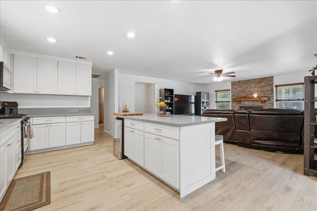 2797 Forebay Rd, Pollock Pines, CA 95726