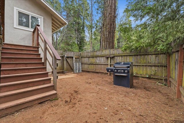 2797 Forebay Rd, Pollock Pines, CA 95726