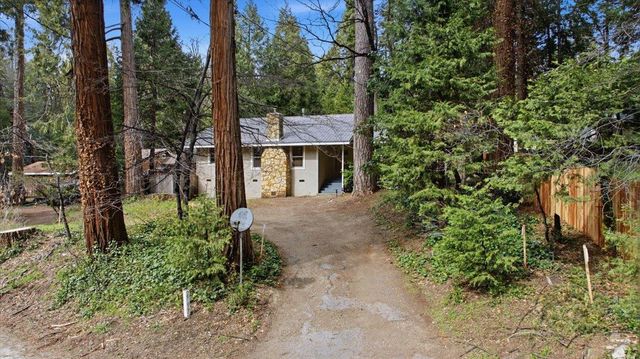 2797 Forebay Rd, Pollock Pines, CA 95726