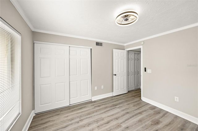 2717 HIDDEN LAKE BOULEVARD B, Sarasota, FL 34237