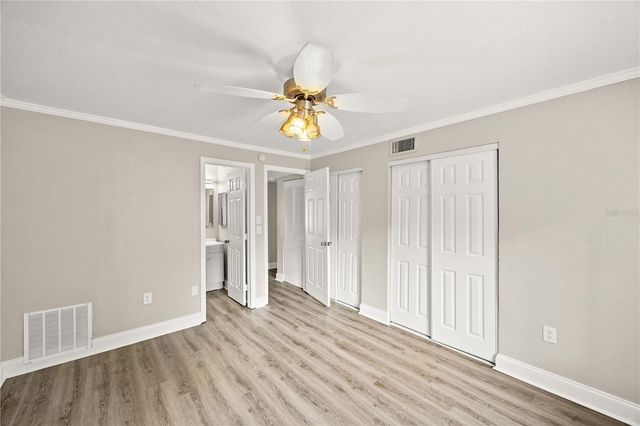 2717 HIDDEN LAKE BOULEVARD B, Sarasota, FL 34237