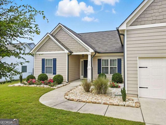 119 Kestrel Court E, Dawsonville, GA 30534