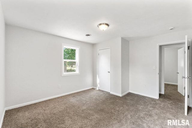 3914 15TH Street, Moline, IL 61265