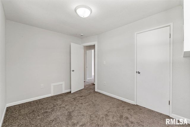 3914 15TH Street, Moline, IL 61265