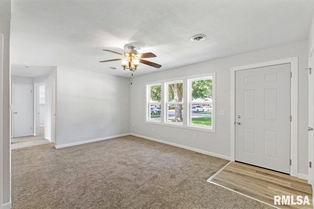 3914 15TH Street, Moline, IL 61265