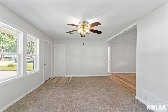 3914 15TH Street, Moline, IL 61265