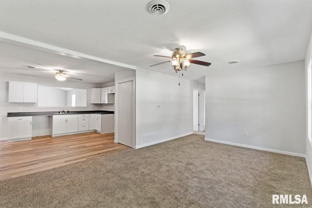 3914 15TH Street, Moline, IL 61265