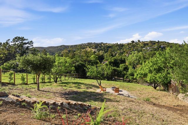 40 W Summit Drive, Redwood City, CA 94062