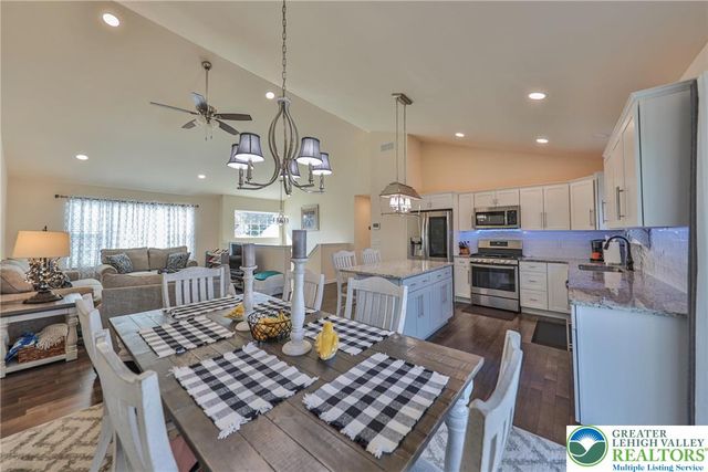 1031 Decatur Street, Bethlehem City, PA 18017
