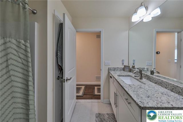 1031 Decatur Street, Bethlehem City, PA 18017