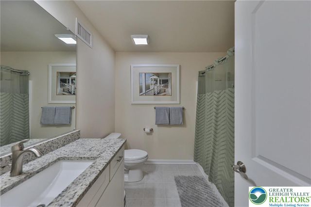 1031 Decatur Street, Bethlehem City, PA 18017