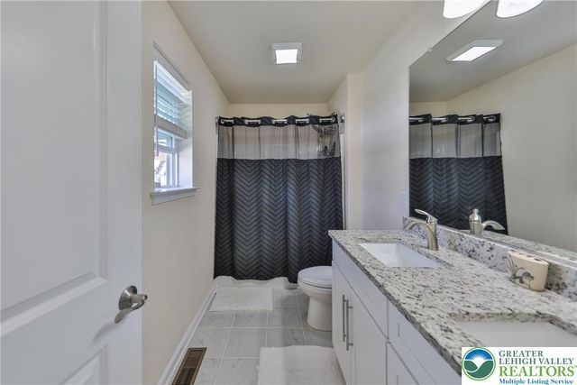 1031 Decatur Street, Bethlehem City, PA 18017
