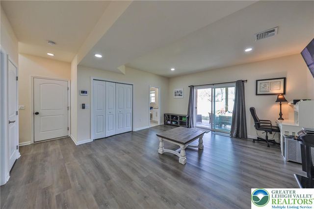 1031 Decatur Street, Bethlehem City, PA 18017