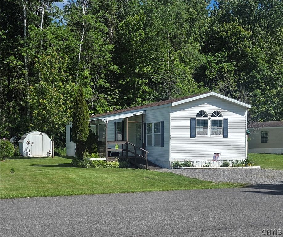 127 Old Farm Road, Verona, NY 13478