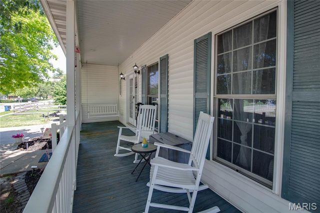 419 Geaschel Drive, Caseyville, IL 62232