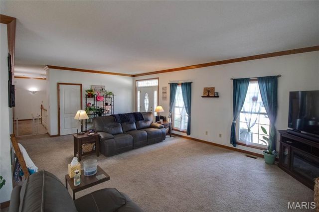 419 Geaschel Drive, Caseyville, IL 62232