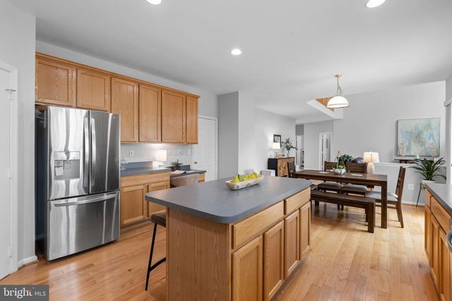 13900 FALCONCREST RD, Germantown, MD 20874