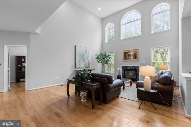 13900 FALCONCREST RD, Germantown, MD 20874