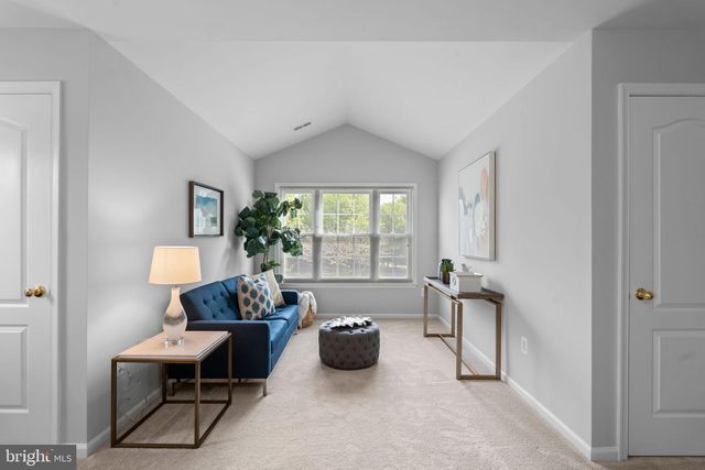 13900 FALCONCREST RD, Germantown, MD 20874