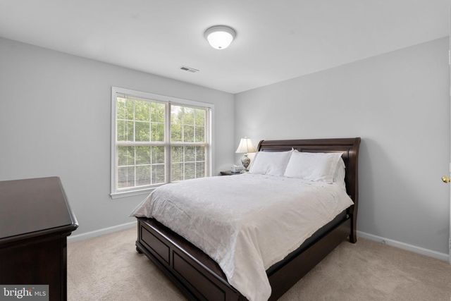13900 FALCONCREST RD, Germantown, MD 20874