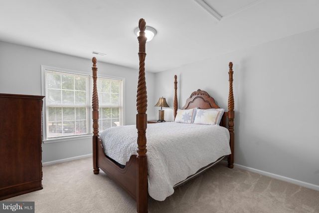 13900 FALCONCREST RD, Germantown, MD 20874