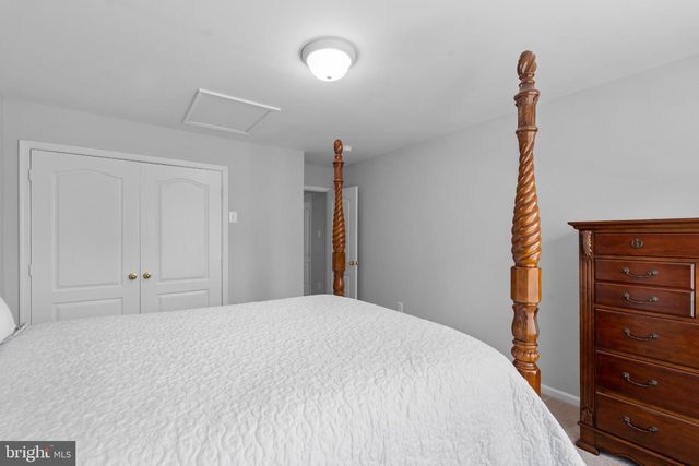 13900 FALCONCREST RD, Germantown, MD 20874