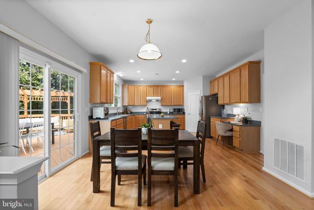 13900 FALCONCREST RD, Germantown, MD 20874