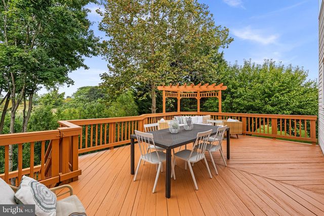 13900 FALCONCREST RD, Germantown, MD 20874