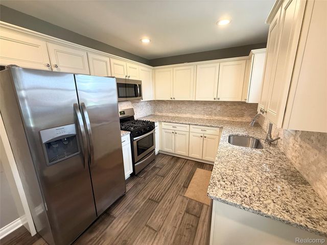 8210 Liberty Boulevard, Westland, MI 48185