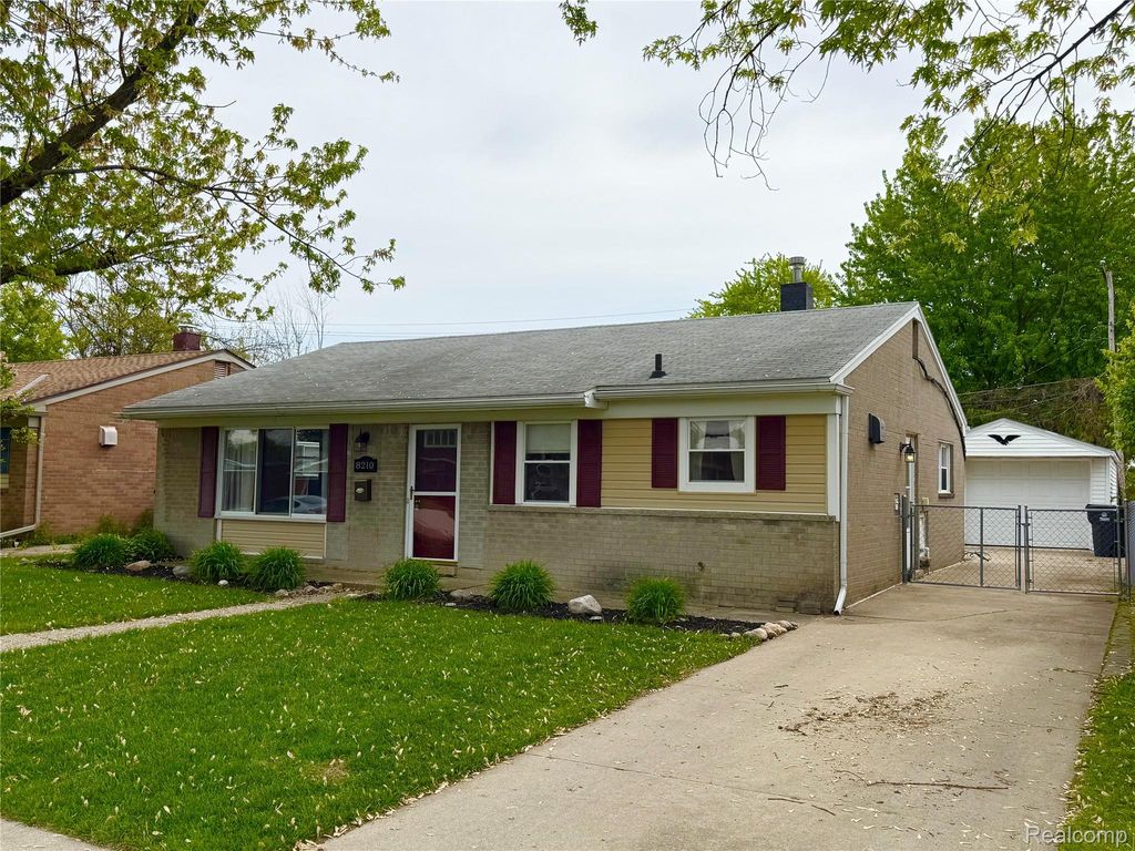 8210 Liberty Boulevard, Westland, MI 48185