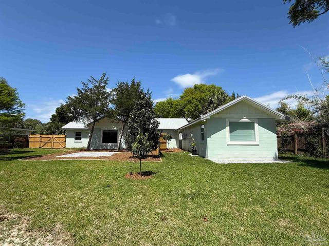 605 Edgewater Dr, Pensacola, FL 32507