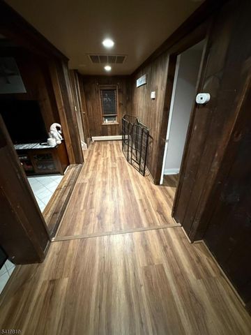 534 Hamburg Tpke, West Milford Twp., NJ 07480