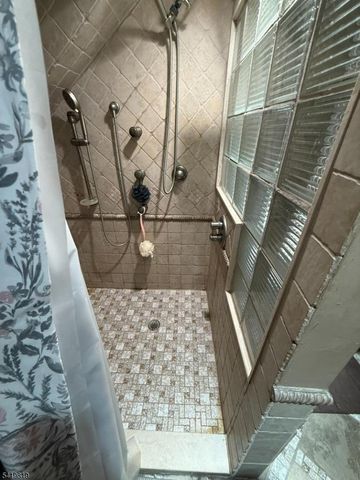 534 Hamburg Tpke, West Milford Twp., NJ 07480