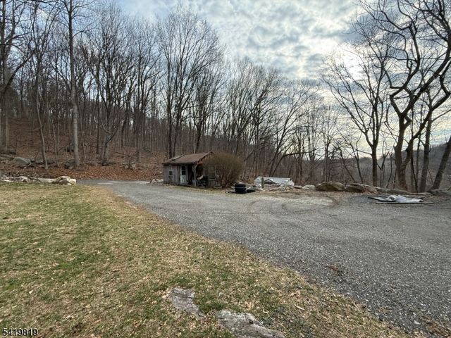 534 Hamburg Tpke, West Milford Twp., NJ 07480