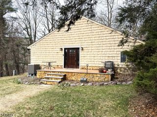 534 Hamburg Tpke, West Milford Twp., NJ 07480