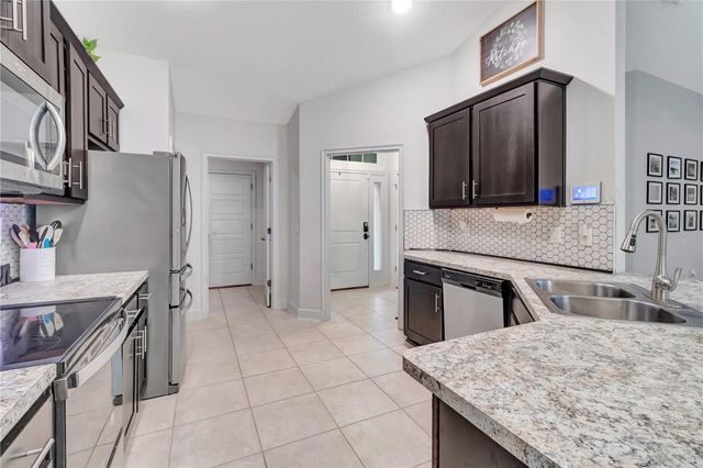 8241 SW 132 LOOP, Ocala, FL 34473