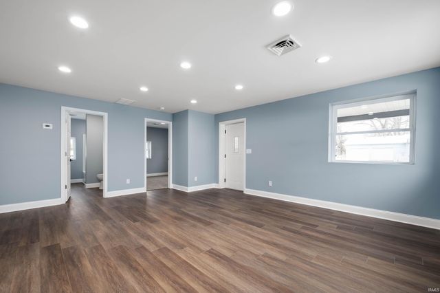 1910 E Delta Drive, Muncie, IN 47303